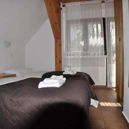 Osrodek Szkoleniowo - Wypoczynkowy Guzianka Hotel Ruciane-Nida Exterior foto