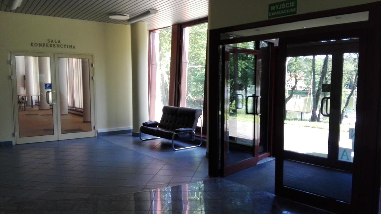 Osrodek Szkoleniowo - Wypoczynkowy Guzianka Hotel Ruciane-Nida Exterior foto