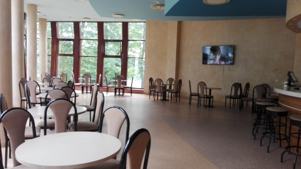 Osrodek Szkoleniowo - Wypoczynkowy Guzianka Hotel Ruciane-Nida Exterior foto