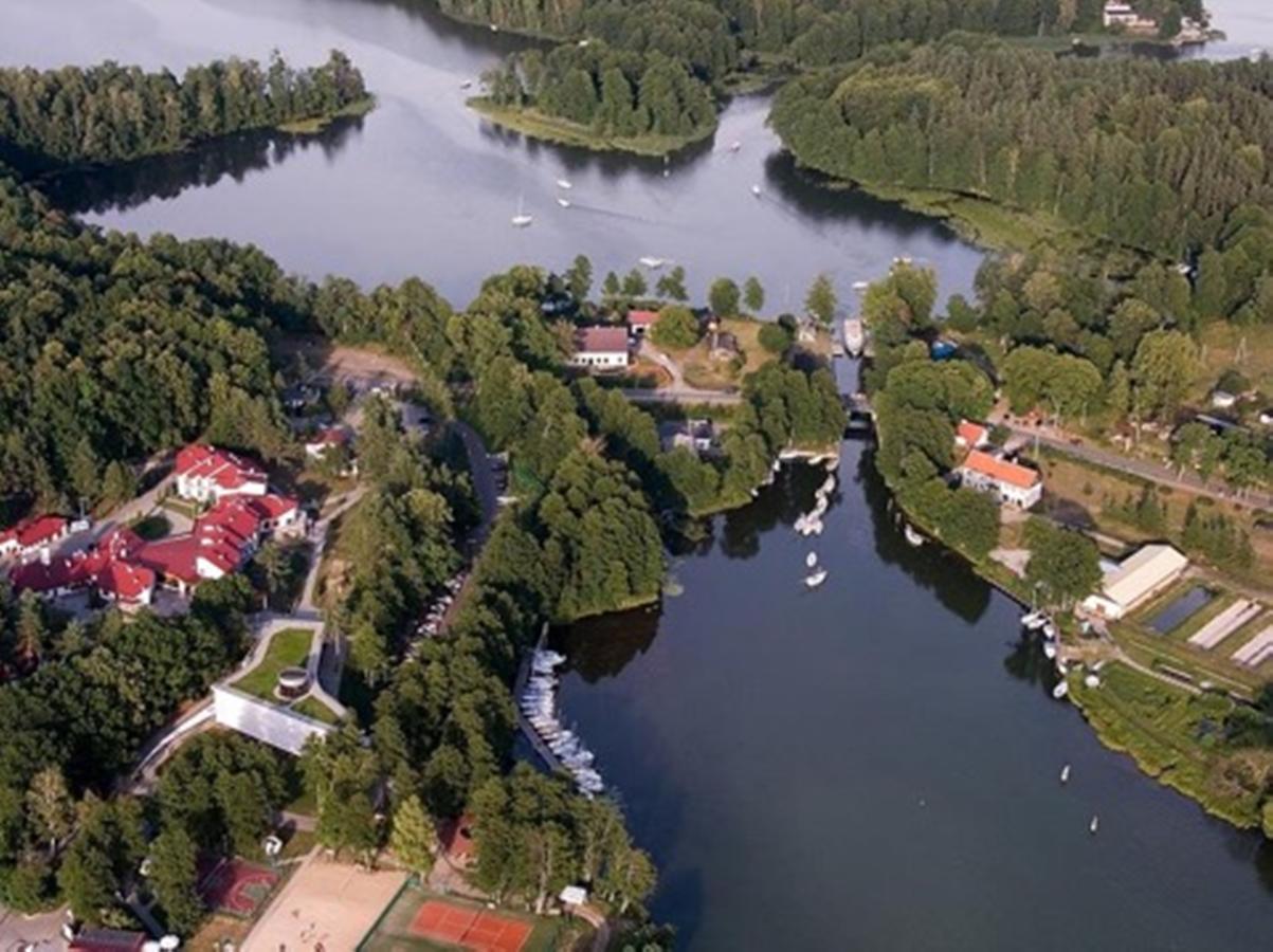 Osrodek Szkoleniowo - Wypoczynkowy Guzianka Hotel Ruciane-Nida Exterior foto