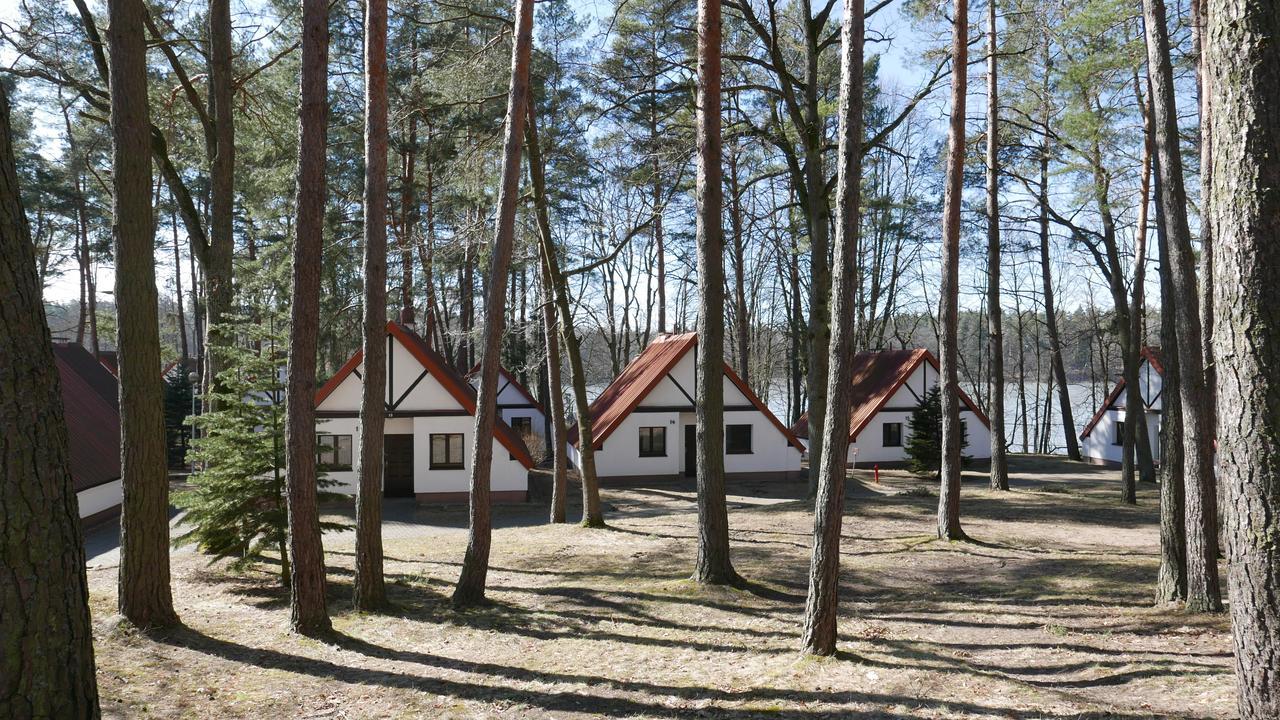 Osrodek Szkoleniowo - Wypoczynkowy Guzianka Hotel Ruciane-Nida Exterior foto